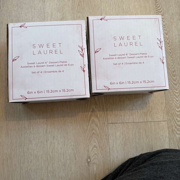 8 6” Dessert Plates by Sweet Laurel - Picture 3 of 3